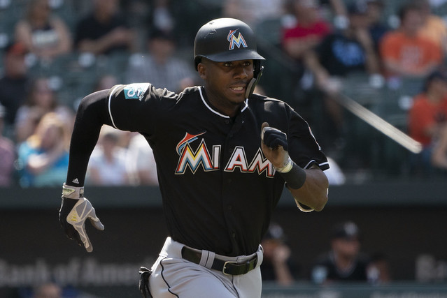 Jorge Alfaro continues to punish Phils as Marlins take Game 2