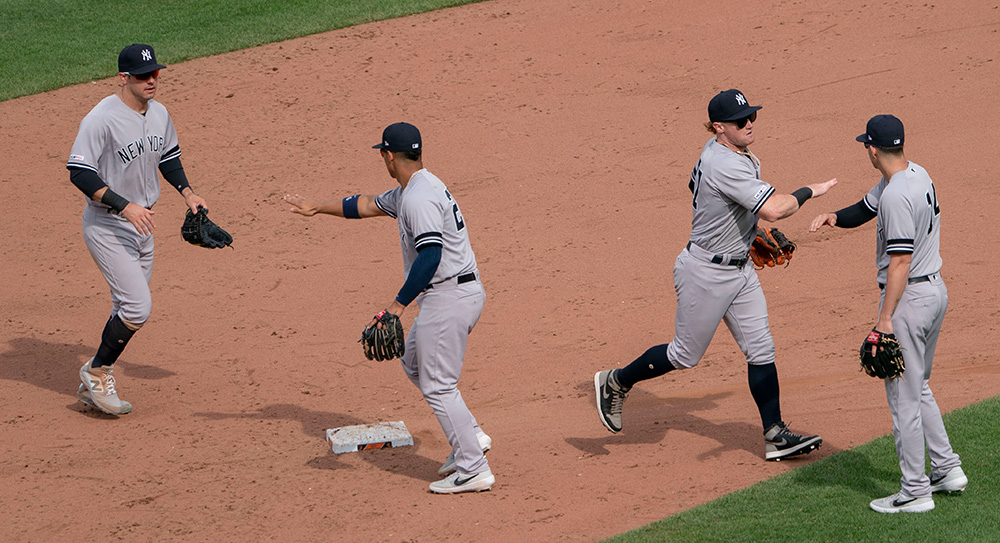 Mike Tauchman retires Frazier, 07/24/2021