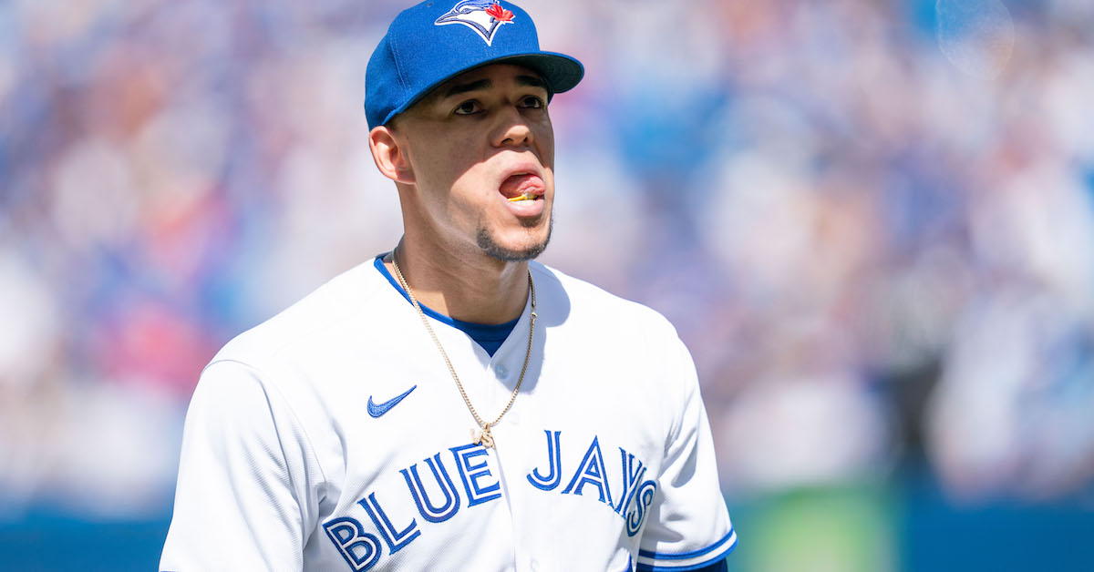 Fans outraged after Blue Jays pull Jose Berrios from Game 2 in 4th