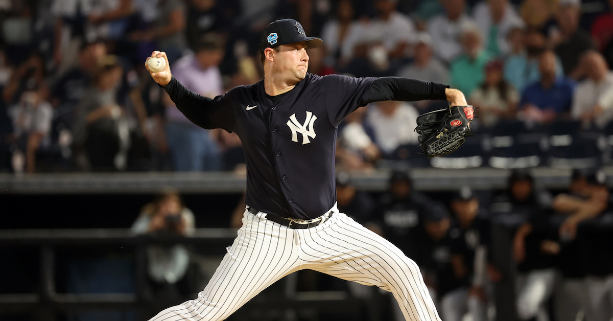 Max Fried pitches gem after hurting ankle on close play in Game 6