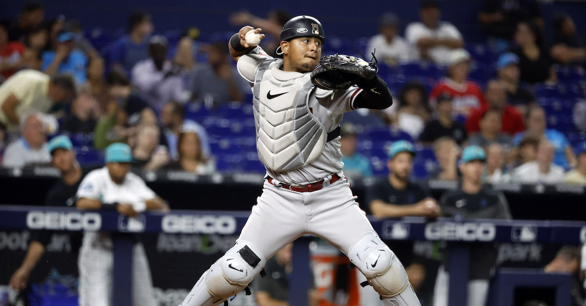 MLB Catchers Throwing Out Runners from a Right Knee Down Stance 