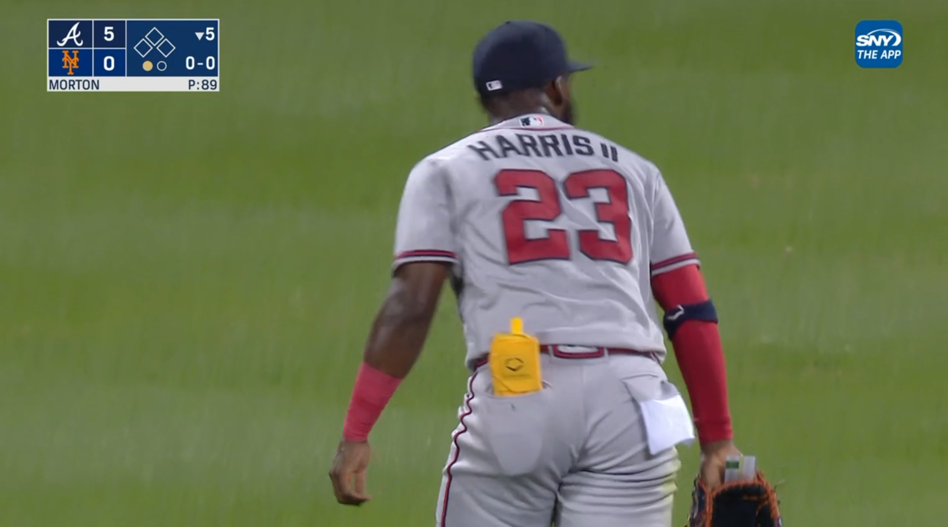 Michael Harris leaves game as a precaution after jamming his knee (UPDATED)  - Battery Power