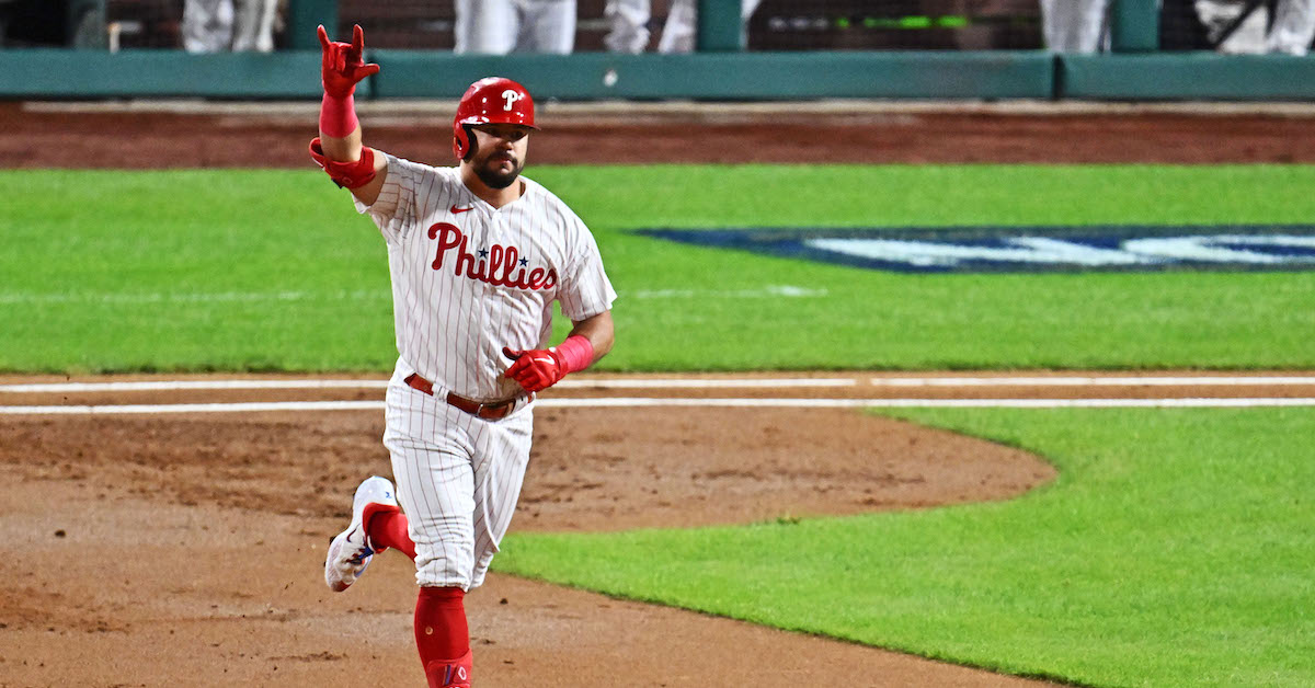 JT Realmuto hits inside-the-park home run to inch Phillies closer to NLCS